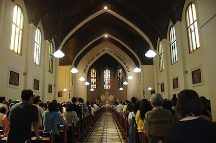Indonesia, domenica di sangue nelle chiese 13