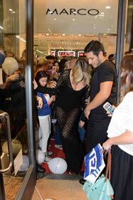 Elena Santarelli, trasparenze a Milano 22