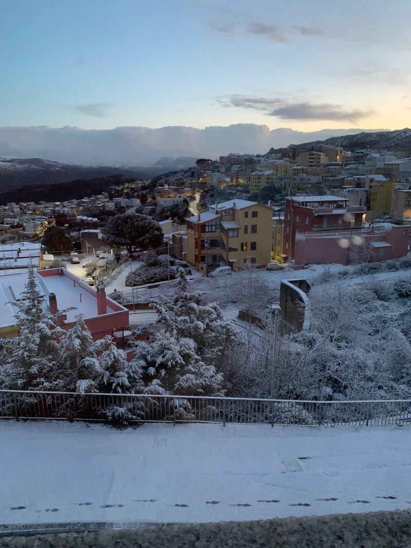Freddo e neve, in Sardegna si stringe la morsa del gelo 8