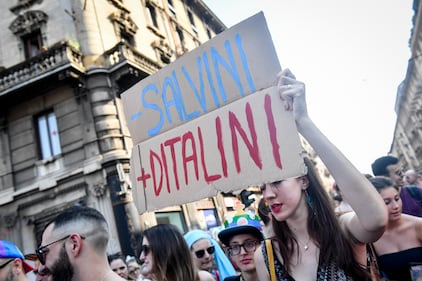 I cartelli choc al Gay Pride 2