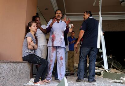 Libano, attentato all'ambasciata iraniana a Beirut 9