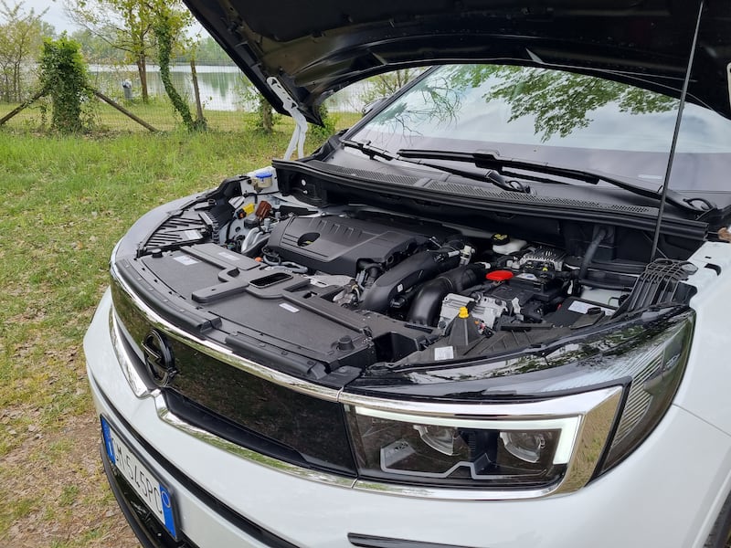 Opel Grandland Gse, guarda le foto 17