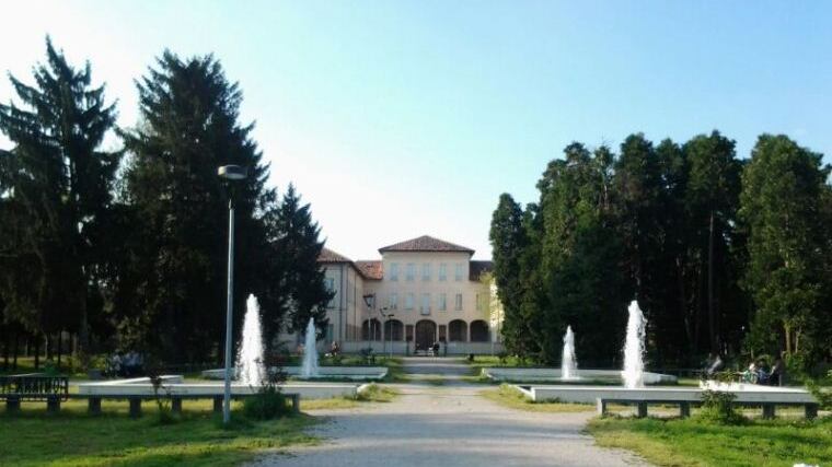 Per il "sì" 27 coppie hanno scelto la piccola Versailles