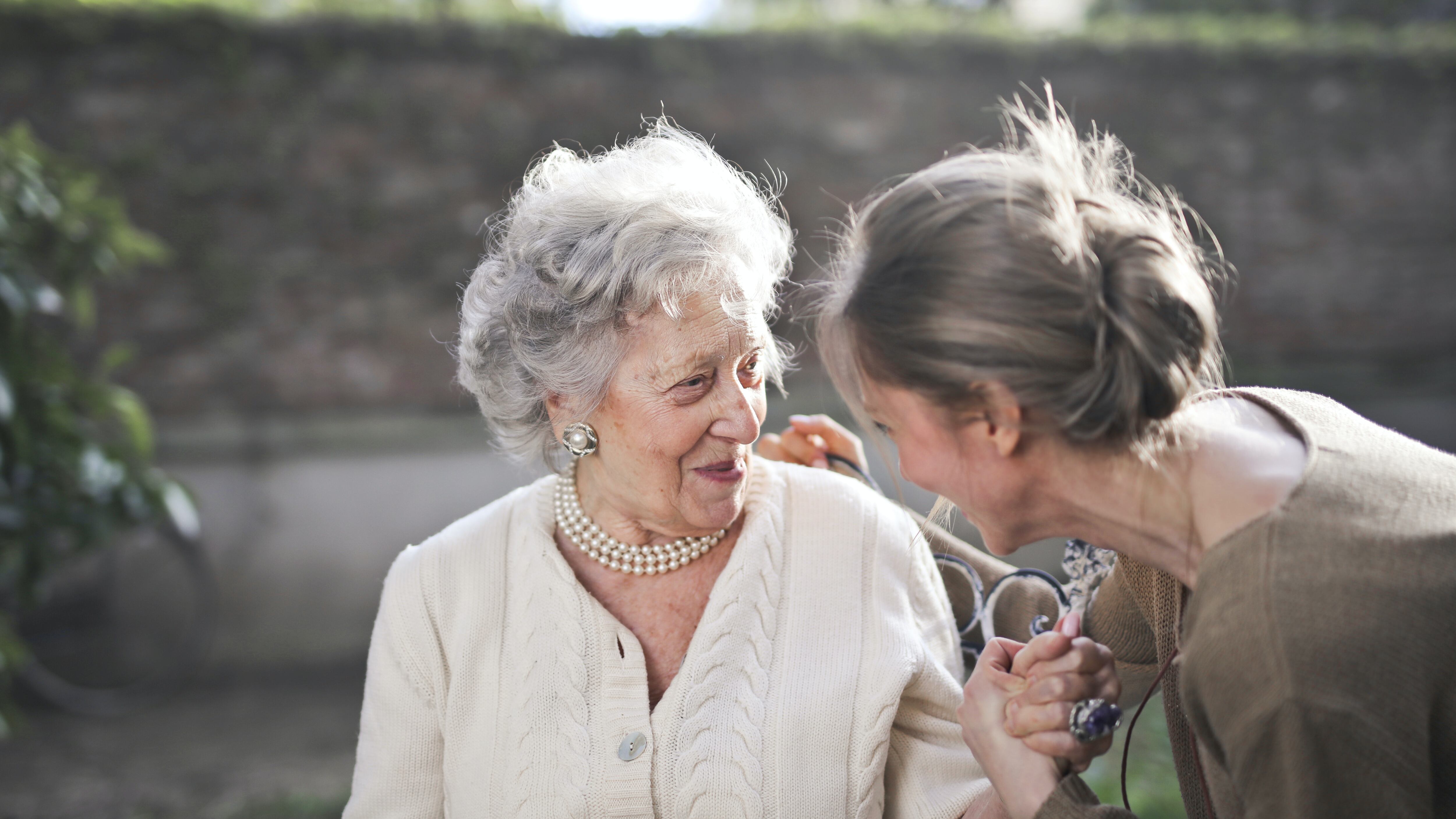 Rapporto di lavoro con un familiare: come funziona