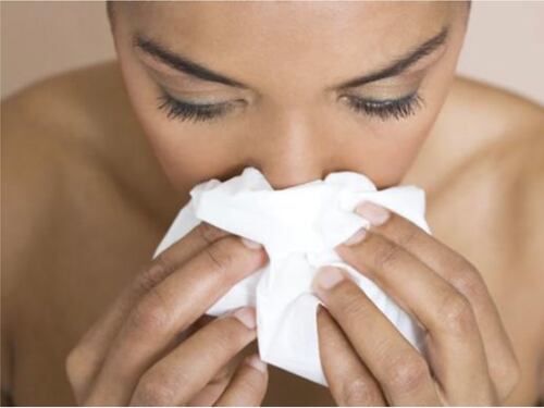 Sangue dal naso, i consigli dell'esperto sull'epistassi