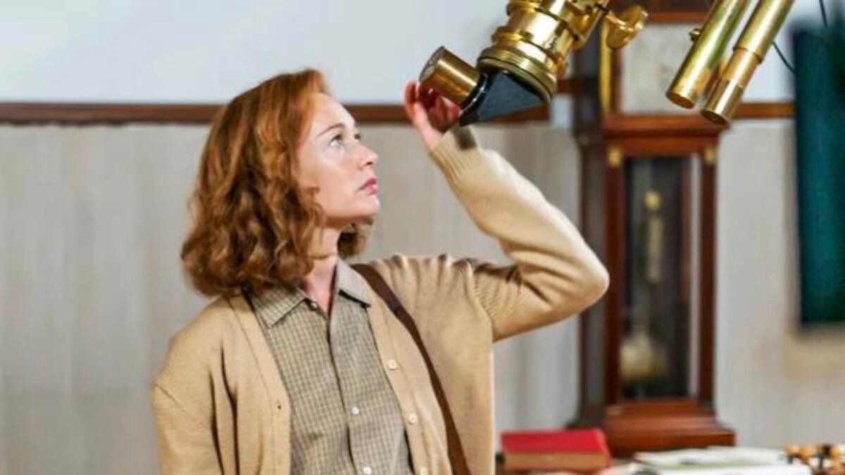 “Margherita delle stelle”, il ritratto di donna e astrofisica di Margherita Hack