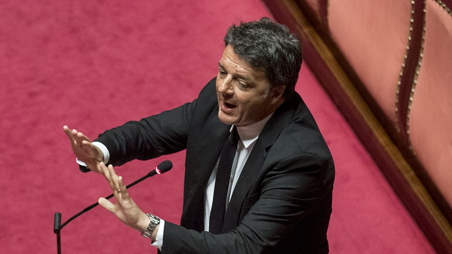 "In privato ci danno ragione, ma poi...". Renzi non arretra e apre il caso Arcuri