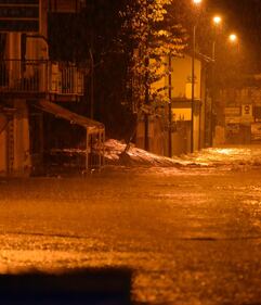 Chiavari: sott'acqua: danni e disagi causati dall'Entella 4