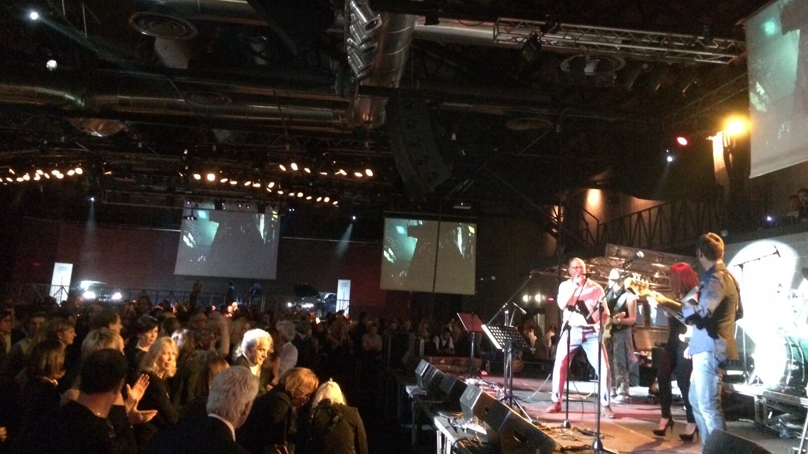 Sul palco dell'Alcatraz una serata di beneficienza
