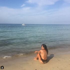 Pamela Prati VS Valeria Marini: foto sexy 21
