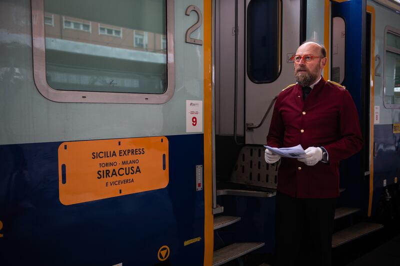 Il Sicilia Express, il treno che unisce l'Italia 8