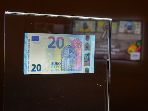 Pronte le multe per i contanti: cosa si rischia