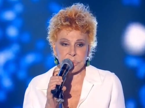 "Non ricordo...". La Vanoni interrompe lo show: cosa è successo a Verona