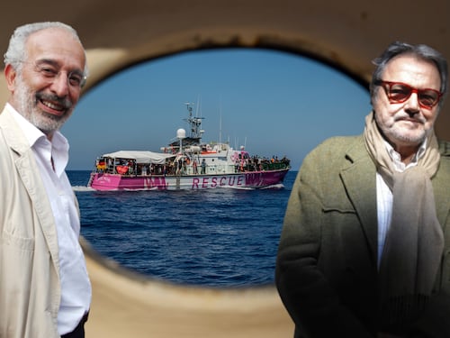 Giù dagli yacht, tutti sulle ong. L'ultima moda dei radical chic