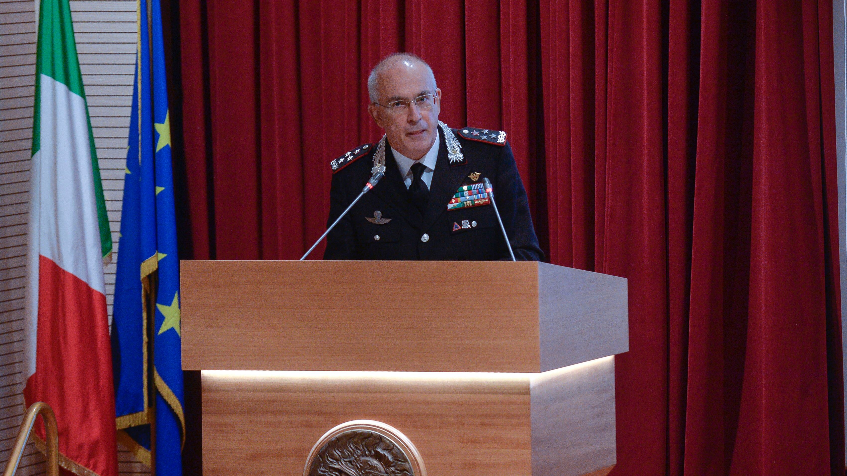 Nistri, nuove regole per l'Arma "Meno social e più disciplina"