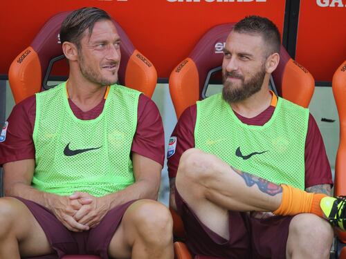 Roma, il rapporto speciale tra Totti e De Rossi. Capitan futuro lascerà solo il Pupone