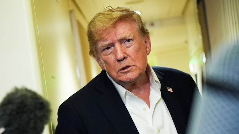 Trump: “Stop ai raid su obiettivi energetici, c’è l’ok di Mosca e Kiev”. L’Ue: “L’attacco al treno un messaggio per spaventare l’occidente”