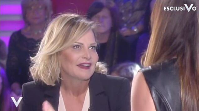 "Verissimo", la Ventura chiede di non vedere i video di Bettarini: "Per i miei figli la chiudo qui"