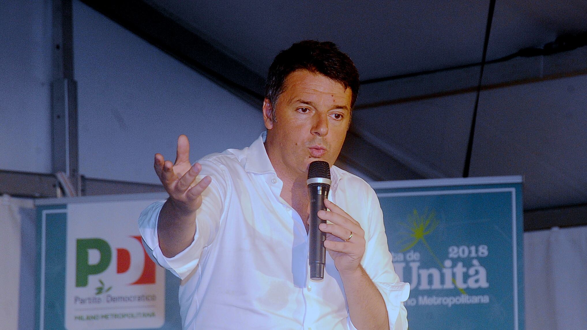 E Renzi annulla l'evento: "Provvedimento assurdo"