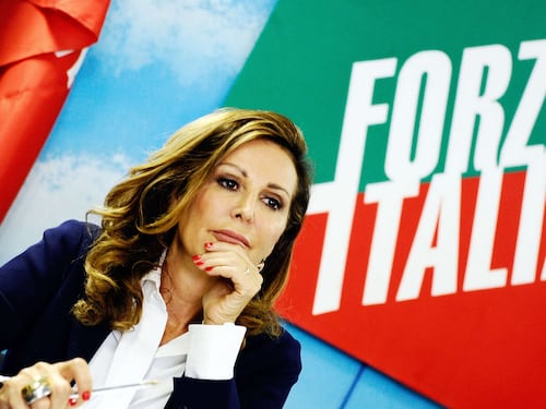 L'Unità preferisce chiudere piuttosto che farsi salvare da Santanchè-Ferrari