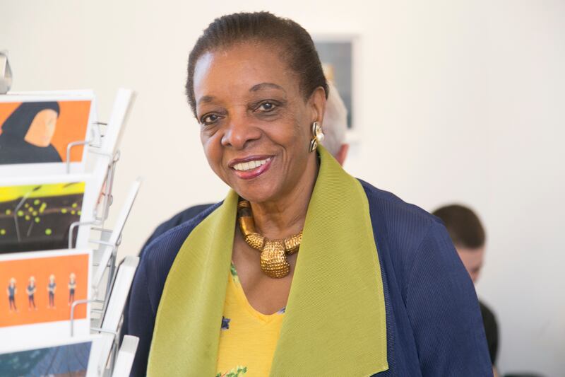 Marva Griffin-SaloneSatelliote