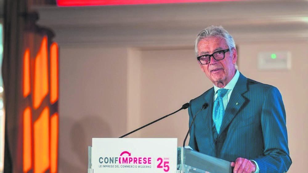 Resca: "Saldi in negozio tutto l'anno"