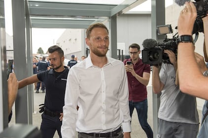Juventus, visite mediche per Höwedes 7