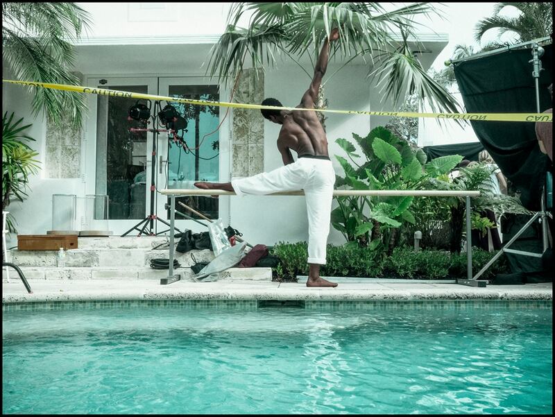 Il backstage del calendario Pirelli 2019 12