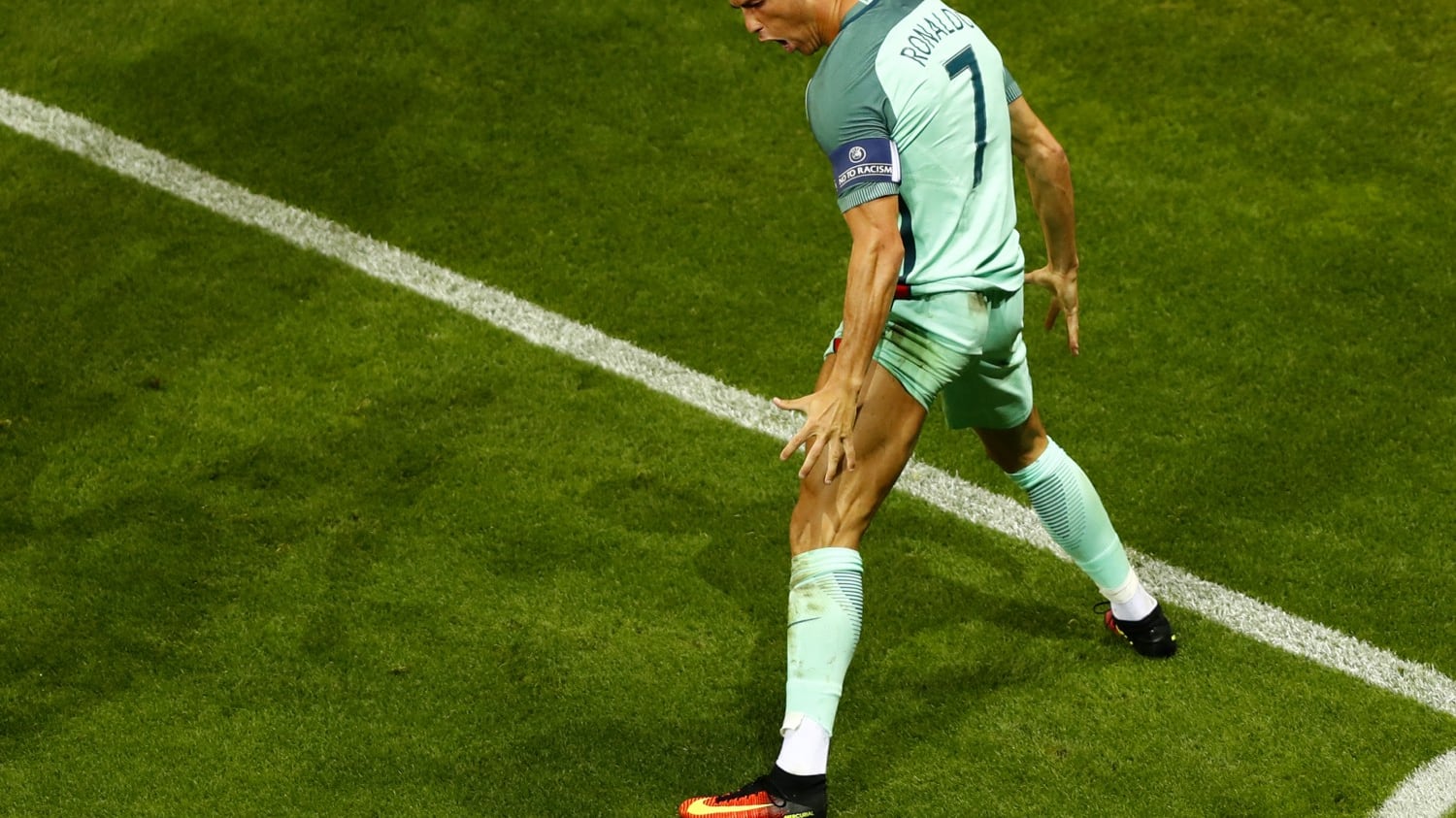 Cristiano Ronaldo vince il confronto con Bale: Portogallo in finale