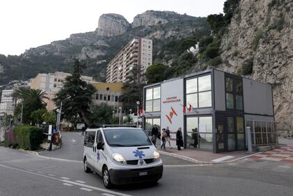 Principato di Monaco, nati i gemelli di Alberto e Charlene 8
