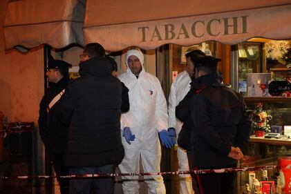 Asti, sangue in tabaccheria 9