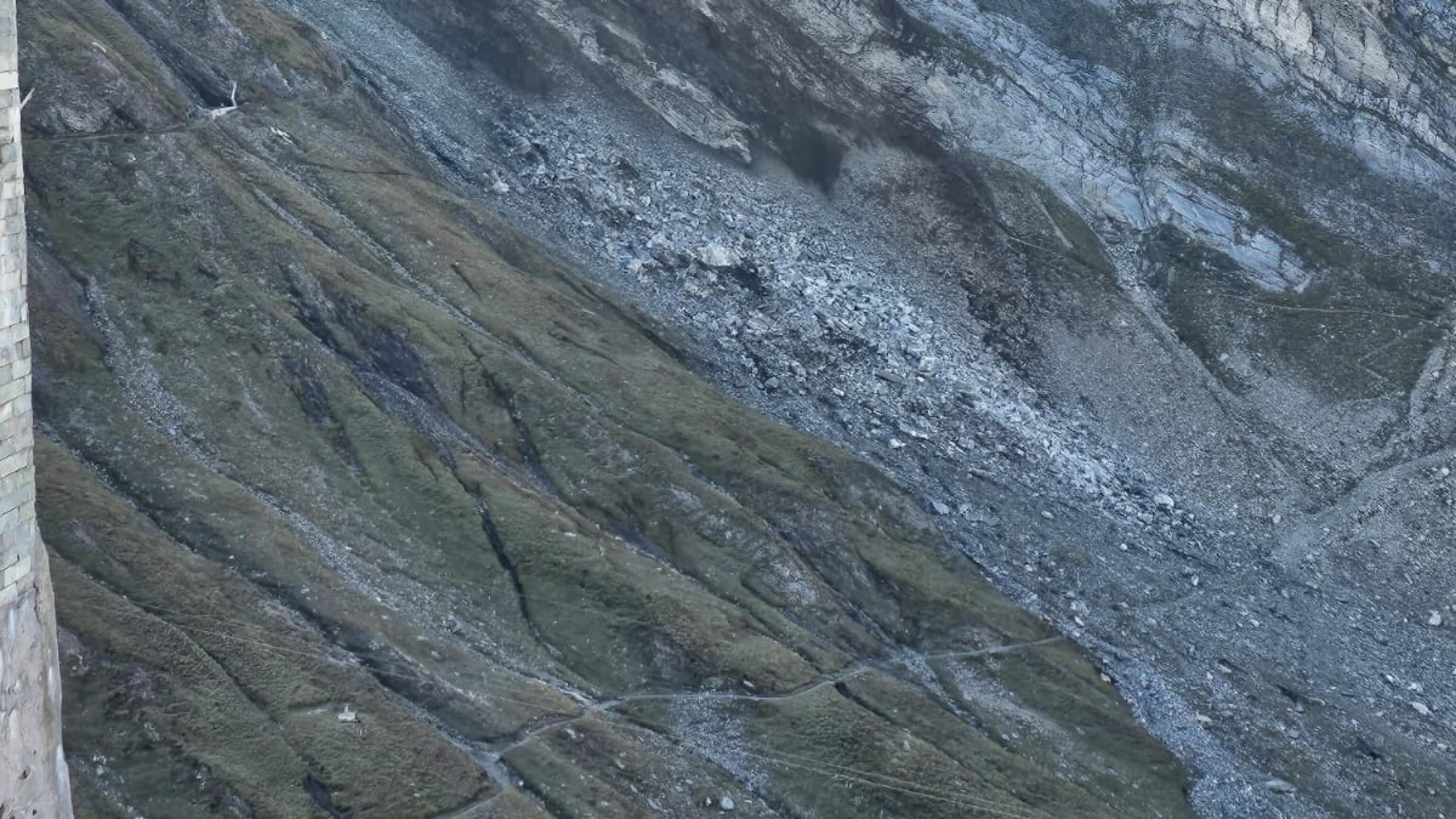 "Due escursionisti dispersi", l'allarme dopo la frana in Val Formazza