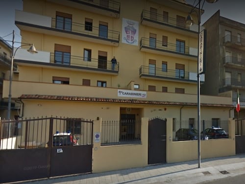 Gioia Tauro, ivoriano trovato morto nei campi con ferita al collo