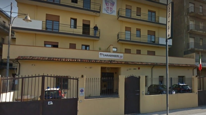 Gioia Tauro, ivoriano trovato morto nei campi con ferita al collo