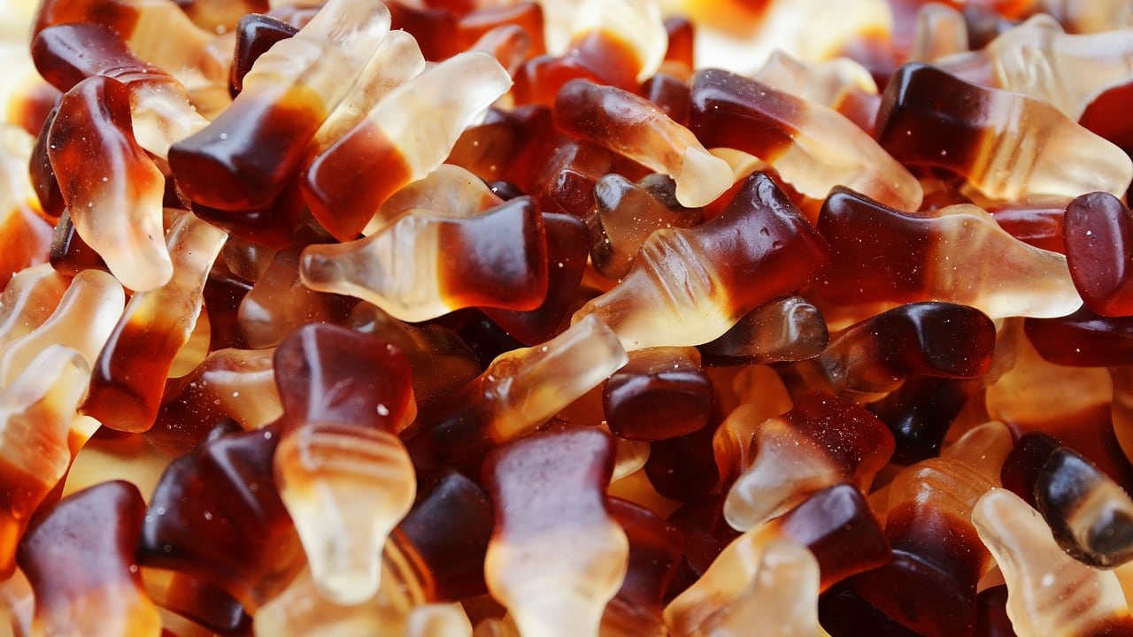 "Non mangiate queste caramelle", grandi e piccini si sentono male