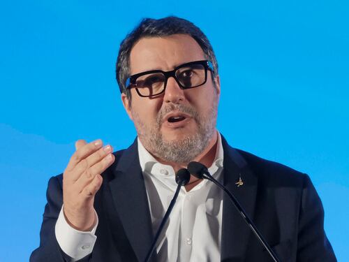 Da Musk a Mosca, sovranisti in campo. Salvini: è guerra Ue