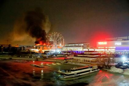Attentato a Mosca nella sala concerti prima di un evento: centinaia di morti 3