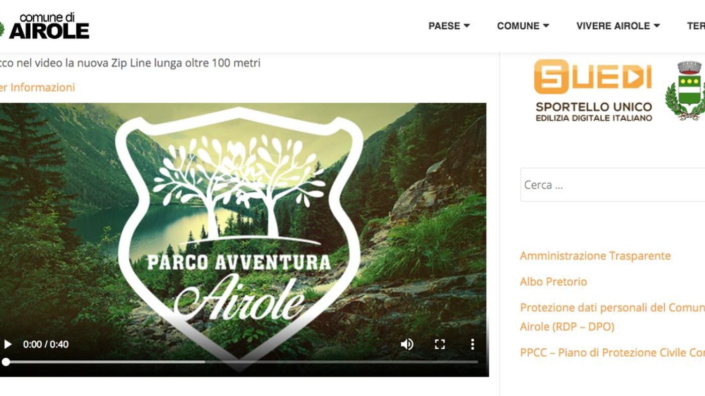 "Te ne vai? Ne hai le balle piene?": così il Comune promuove il parco avventura