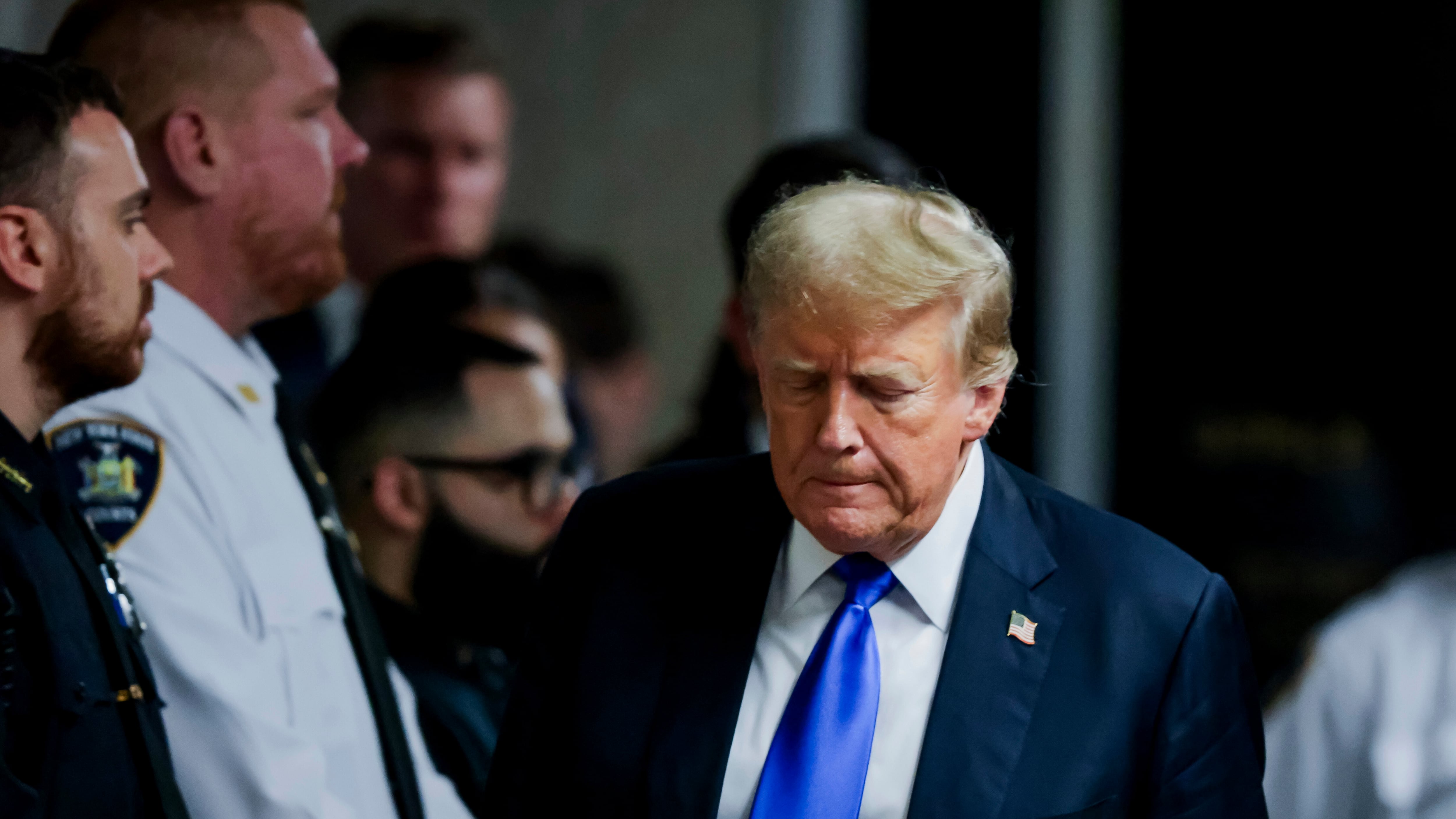 O con Trump o l' "esilio" politico: i tormenti dei repubblicani al bivio