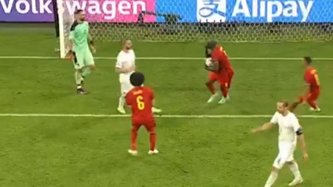 Il gesto di Lukaku: cos'è successo con Gigio dopo il rigore