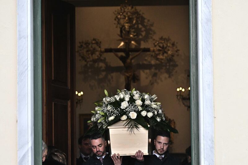 Genova si stringe attorno al dolore dei familiari di Emanuele Galeppini:le esequie della giovane vittima del rogo di Capodanno 6