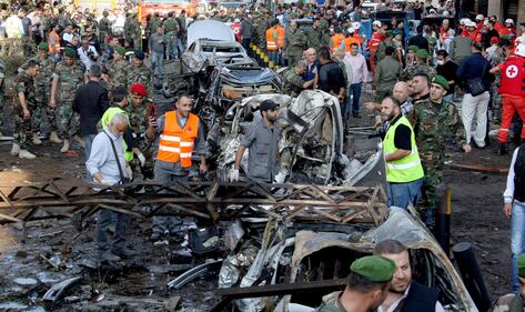 Libano, attentato all'ambasciata iraniana a Beirut 7