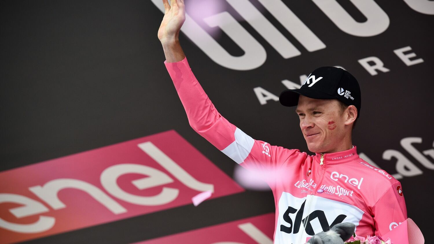 Giro d'Italia, Bennet vince l'ultima tappa. A Froome la magia rosa