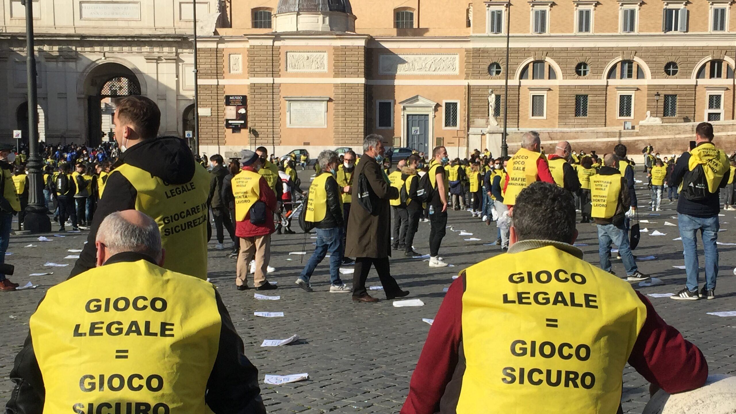 Gioco legale, appello al Governo: "Riaprire le attività, sale chiuse da 300 giorni"