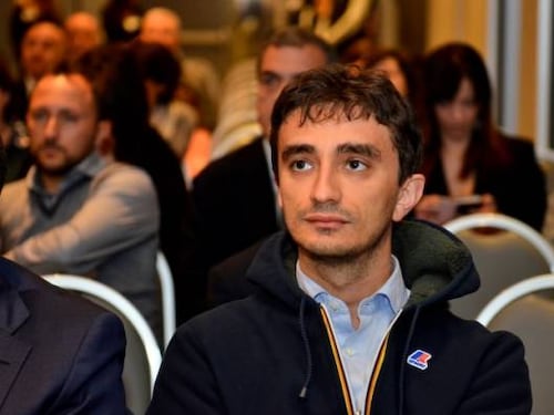 Massacrò un ladro immigrato. Forza Italia: "Difendiamo gratis l'italiano"