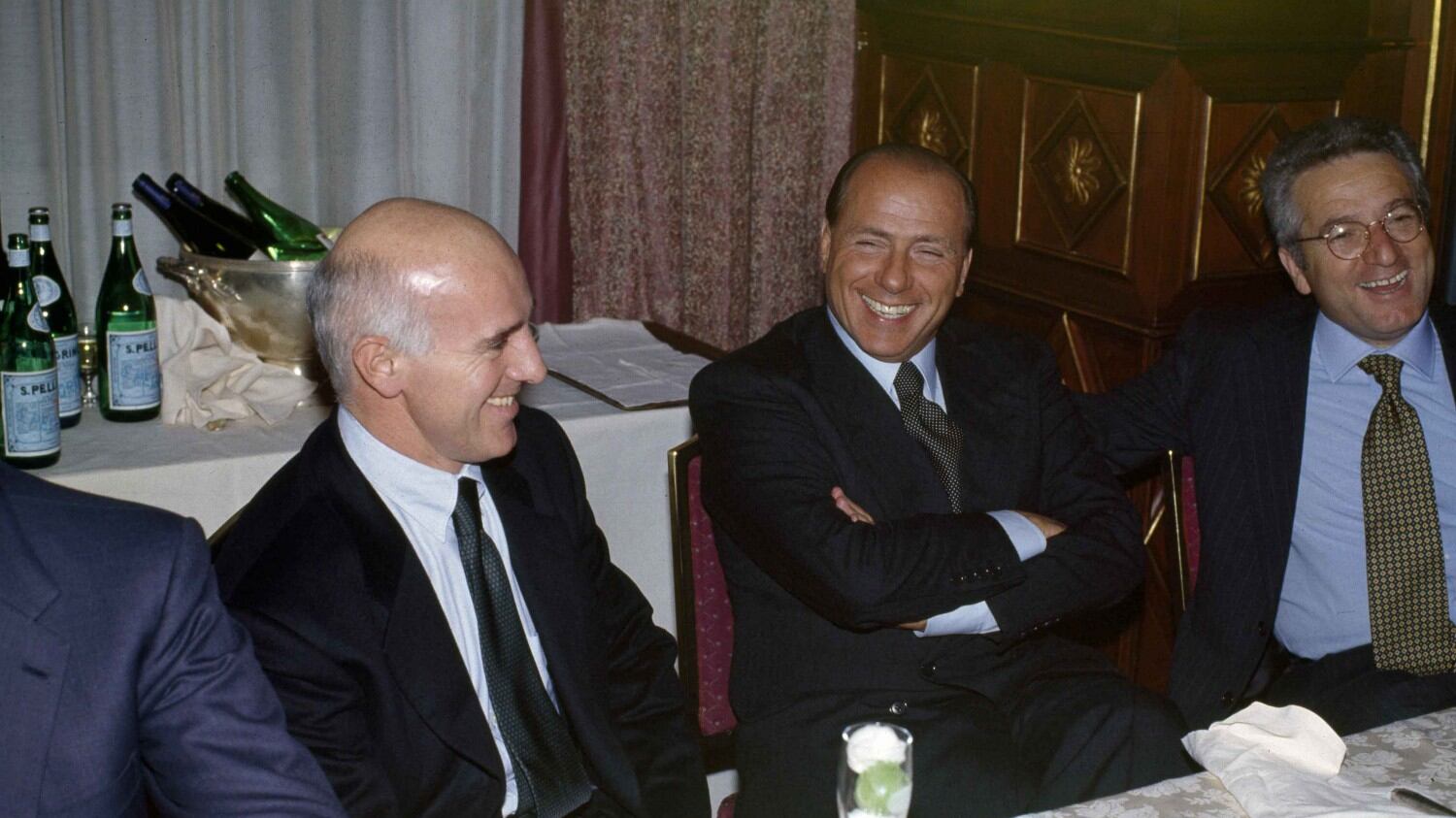 Milan, Sacchi consiglia i cinesi: "Puntino sulle bandiere e su Galliani"