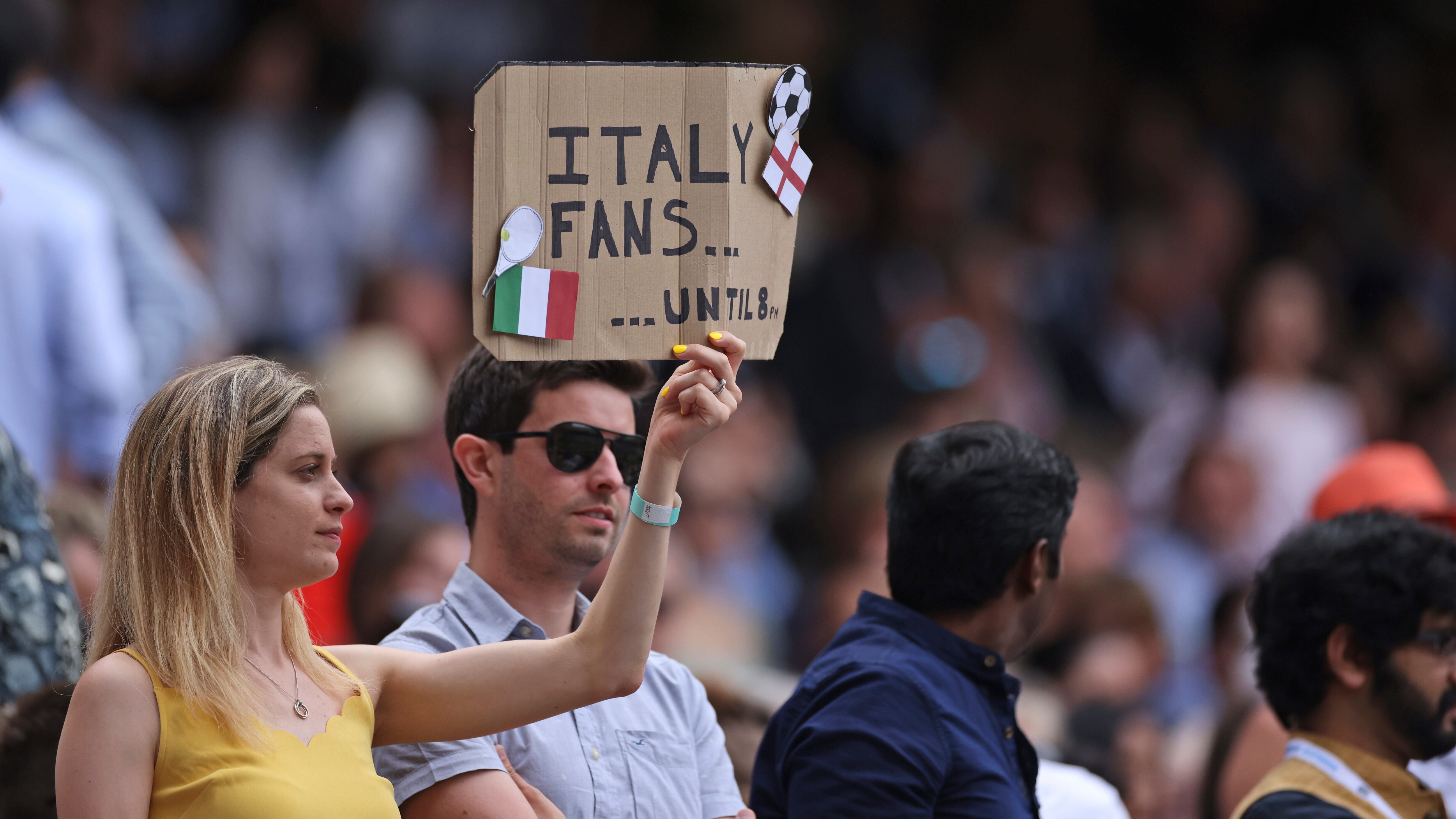 Da solo nel tempio ha "unito" l'Italia