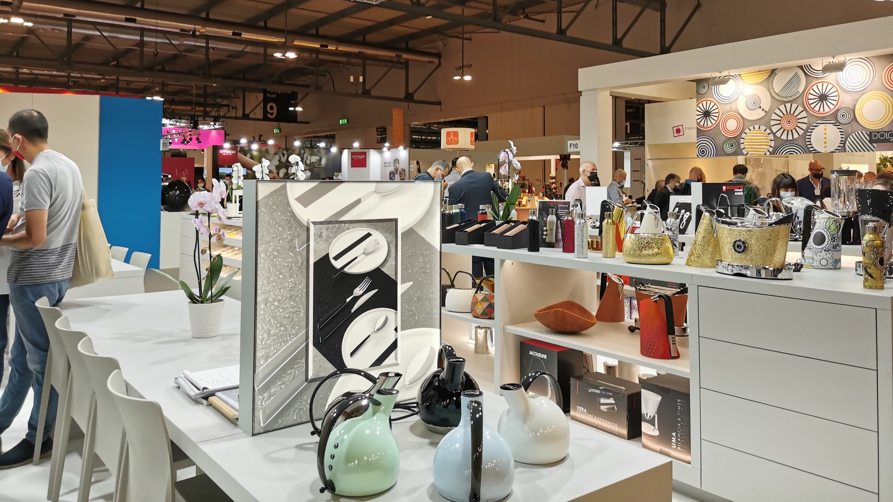 Homi Independent svela il decor della casa per il retail