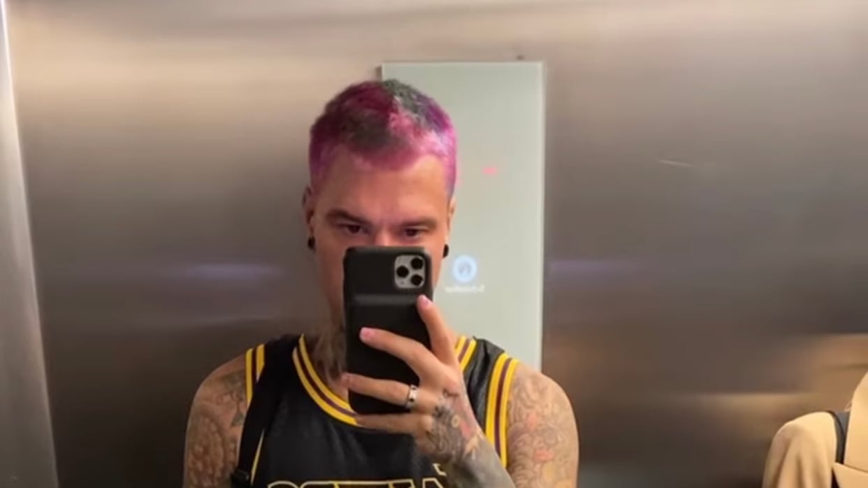 Una sfortunata partita di basket per Fedez. Corsa in ospedale per il rapper