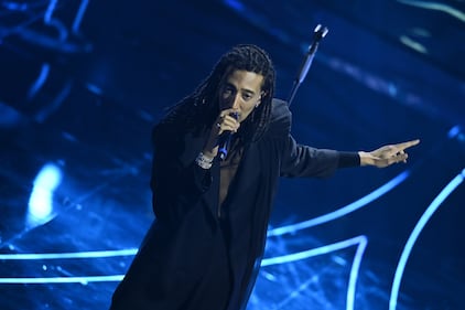Sanremo 2024: ecco il look della quarta serata del Festival di Ghali 5